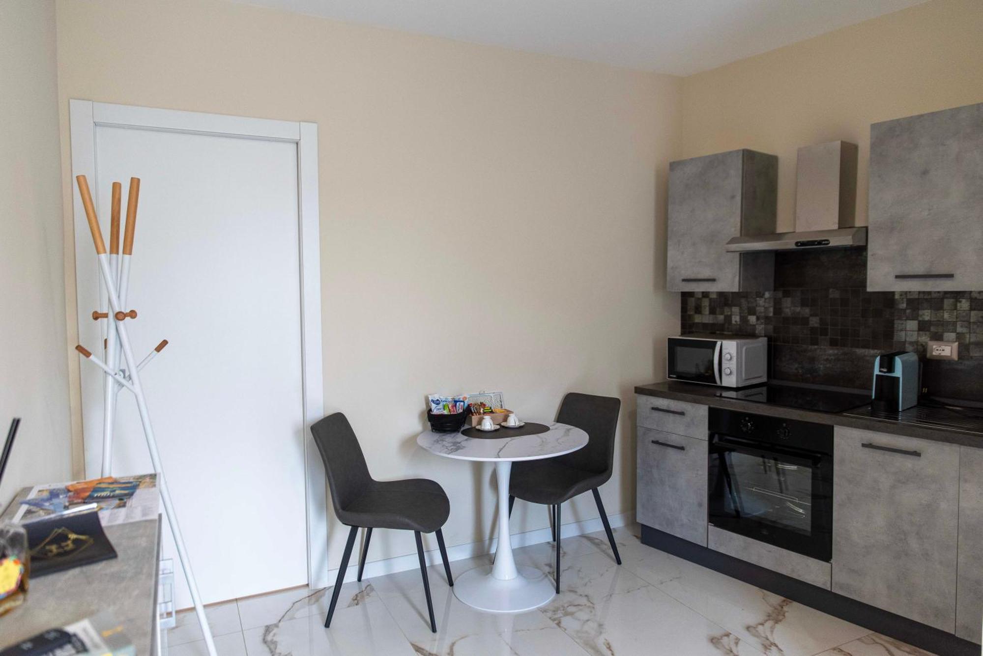 Casa Di Zina Apartment Verona Luaran gambar