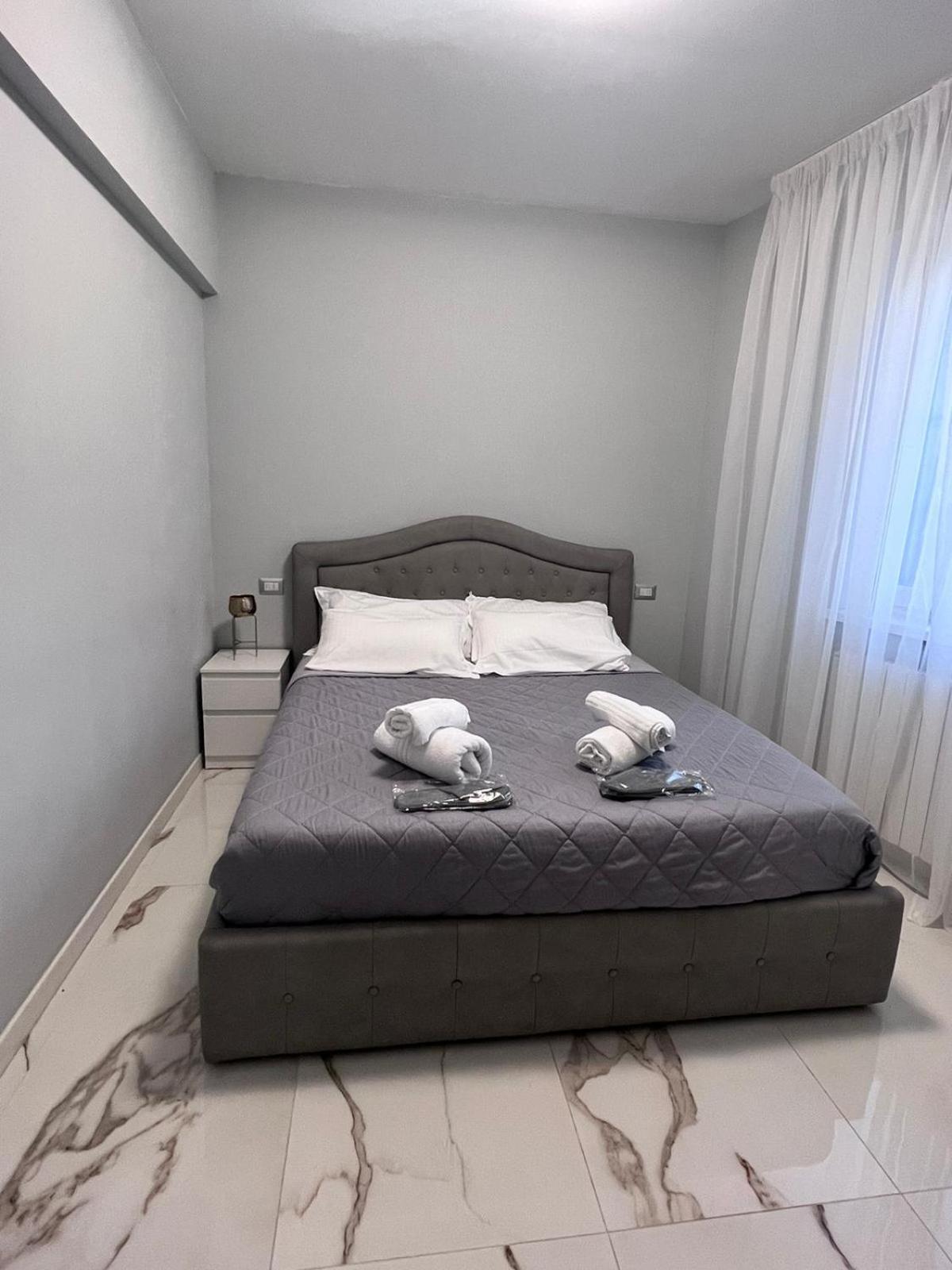 Casa Di Zina Apartment Verona Luaran gambar